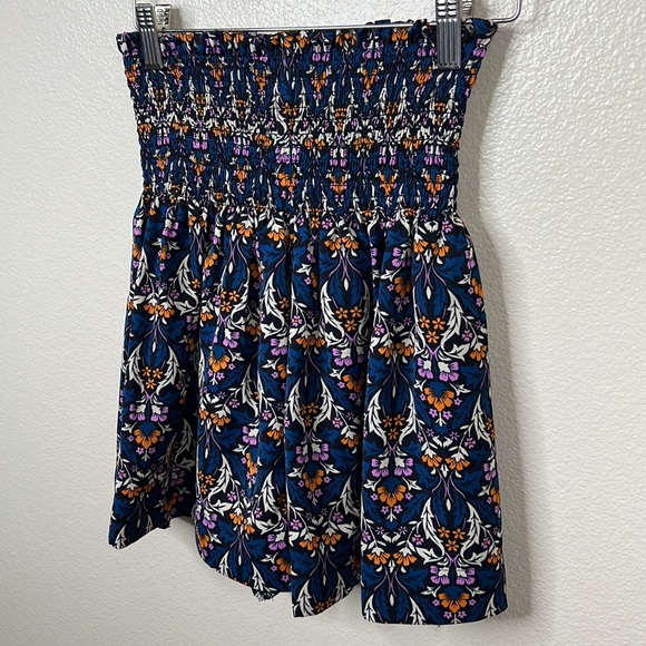 JOY JOY Blue OLIVIA Print Smocked Shorts, NWT - Picture 3 of 10